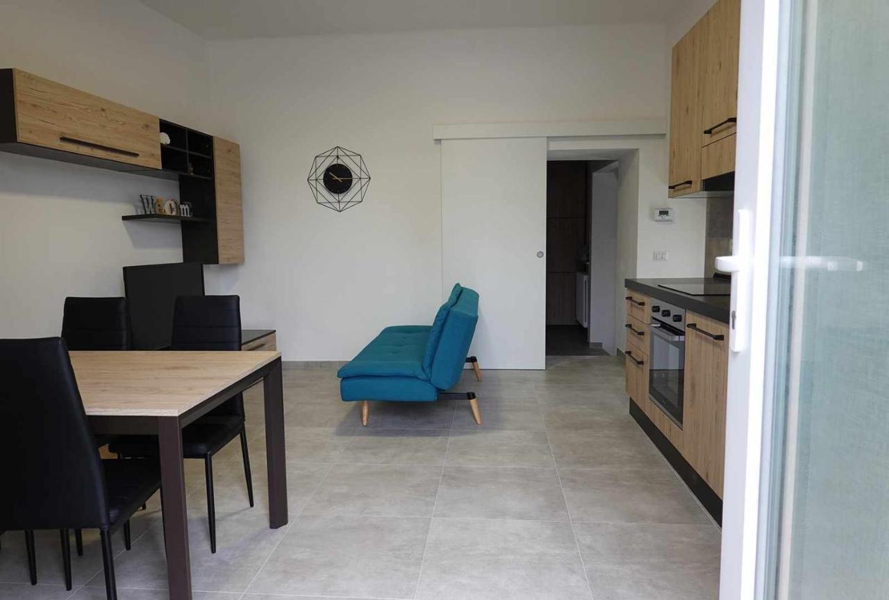 Casa Valeria Intero Appartamento Bosisio Parini Luaran gambar